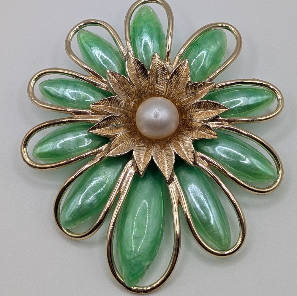 Vintage Green Enamel Flower Brooch with Pearl Center